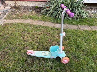 Dětská tříkolová koloběžka - 3