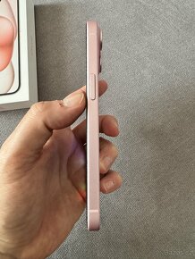 Apple iPhone 15 128Gb Pink - Zánovní - 3