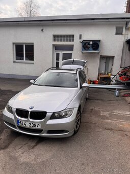 BMW E91 NA OPRAVU/NÁHRADNÍ DÍLY - 3