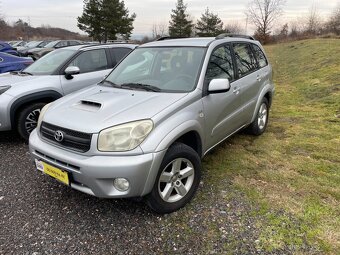 Toyota Rav4 2.0D 85 kw, 4x4, 2005, 161 000 km, 2x sada kol - 3