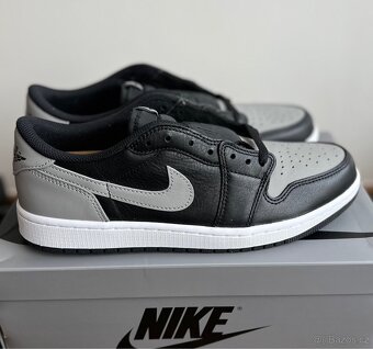AIR JORDAN 1 LOW OG SHADOW 42.5 - 3
