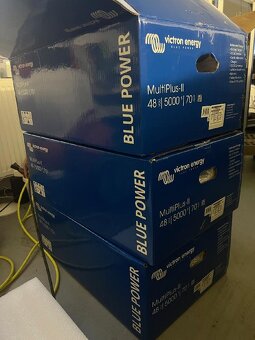Victron Energy Multiplus II 48V-5000VA -70A- Měnič nabíjen - 3