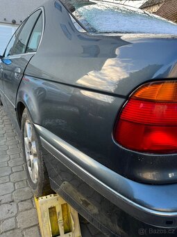 E39 523i - 3