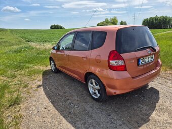Honda Jazz 1.3 57kW + plus zimní pneu - 3