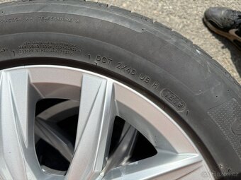 ALU disky original VW 5NA601025B 7jx18 et 43 + 235/55 r18 - 3