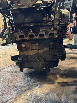 Motor K4M760 - 3