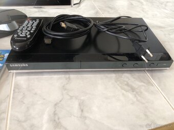 Televize ,DVD přehrávač ,Set Top box ,13 DVD - 3