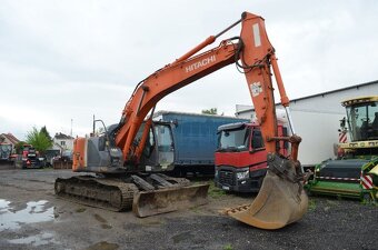 HITACHI ZX225 PÁSOVÉ RYPADLO - 3