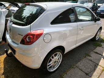 Opel Corsa 1.4i 16V Active,75kw klima , tempomat T.Z - 3