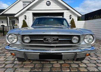 Ford Mustang Fastback 2+2, r. 1966, 4,7 V8 (289 cui) - 3