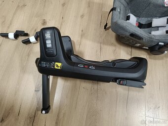 Bugaboo Turtle Air se základnou s Isofixy - 3