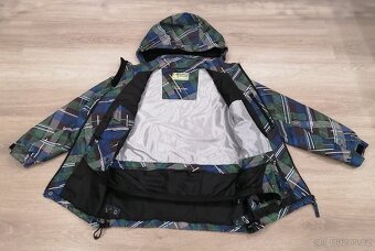 ZIMNÍ BUNDA A RIFLE - 3