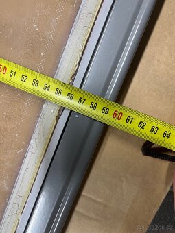 Boční okno karavan Burstner - 3