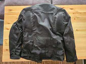 Bunda Ozone a kalhoty Macna na motorku - 3