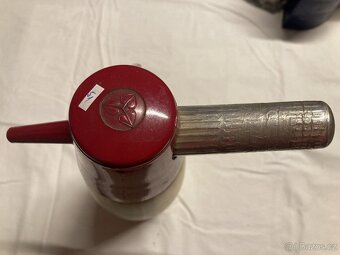 směs starožitných a retro věcí - 3