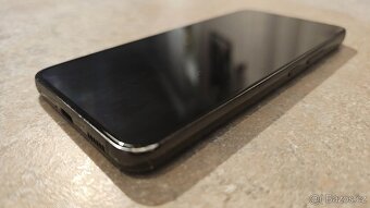 Samsung S25 128GB - 3