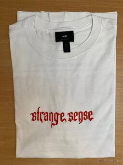 Tričko HM Strange Sense vel. S Bílé - 3