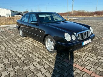 Mercedes Benz E 320 V6 W210 - 3