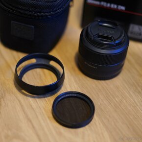 SONY NEX-6 bezzrcadlovka+ 4 objektivy a bohaté příslušenství - 3