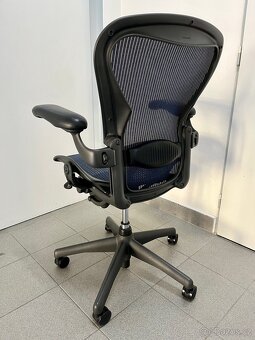 kancelářská židle Herman Miller - 3