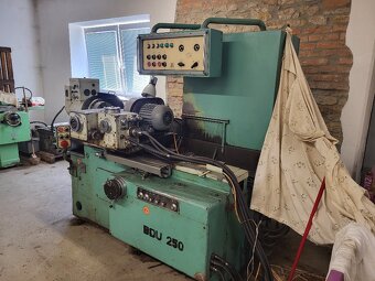 Bruska na otvory BDU 250 - 3