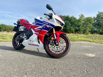 Honda CBR 600 RR - 3