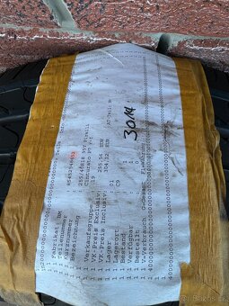 NOVÁ LETNÍ PIRELLI  255/40R18 - 3
