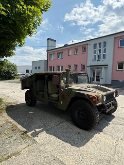 Hummer H1 humvee M1045 Slantback - 3