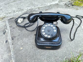 Starožitný stolní bakelitový telefon - 3