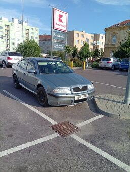 Škoda Octavia 1.6 benzín +lpg - 3