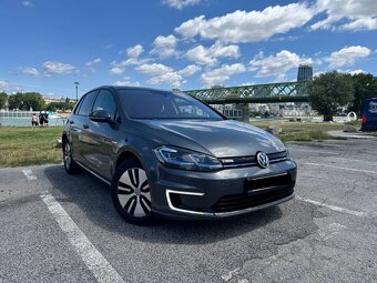 Volkswagen e-Golf - 3