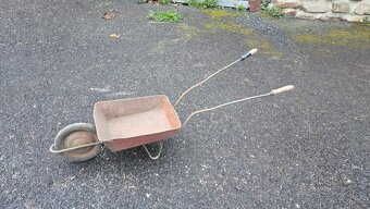 Šlapací autíčko Moskvič, šlapací tříkolka, skibob - 3