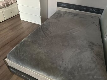 Postel s uloženým prostorem - 3