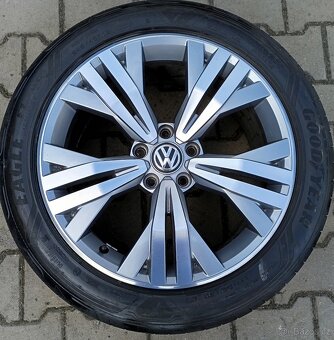 Originál sada disků VW Passat B8 Alltrack 5x112 R18 Kalamata - 3