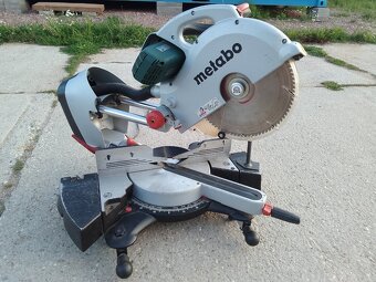 Pokosová kapovaci pila METABO KGS 315 PLUS - 3