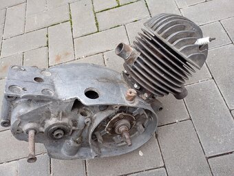 ČZ 125 t - 3
