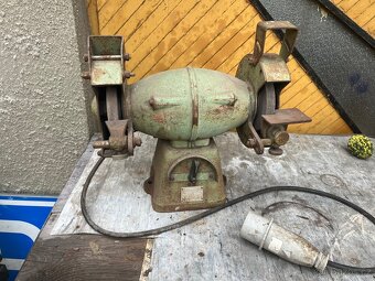 Dvoukotoučová bruska - 3