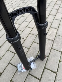 Vidlice Rock Shox Lyrik Select+ (Charger 3.1 RC2) 150mm 29" - 3