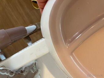 Jidelni zidlicka - 3