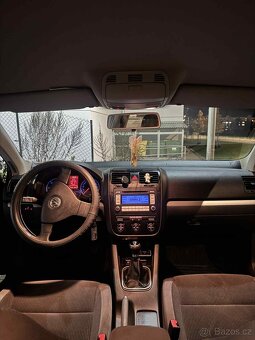 Prodám Volkswagen Golf V 1.9 TDI, r. 2008, 77 kW, najeto 257 - 3