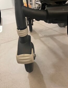 Bugaboo Bee 5, cerna konstrukce - 3