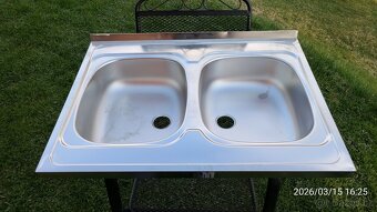 Nerezový dvojdřez - 3