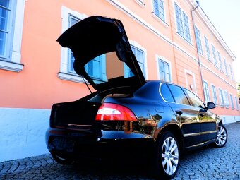 ŠKODA SUPERB 2,0 TDi 103 KW NAVI - 3
