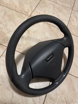 Volant Volvo - 3