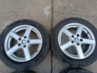 Octavia III / Golf 7 / Golf VIII - alu 6,5x16 et46 - 3