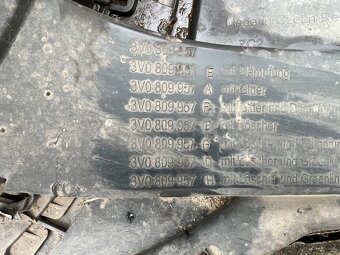 Skoda Superb 3 3V0 809 957 - 3