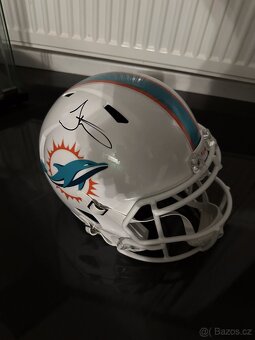 Podpisane NFL helmy - 3