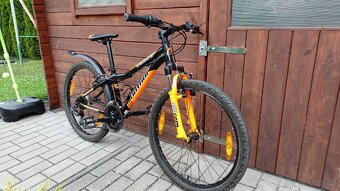 Autor a-Matrix 24" - 3