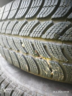Zimní pneu 185/60 R15 + DISKY - 3