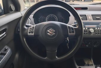 Suzuki Swift - 3